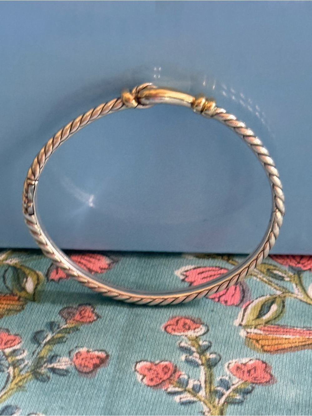 David Yurman 18k Gold , Sterling Silver Thoroughbred Cable hinged bracelet. EUC - Picture 12 of 16